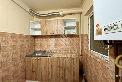 Apartament o camera, centrala proprie, bucatarie inchisa, zona Stadion - 3