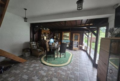Casă cu 5 camere cu Teren 1600 Mp în Șinca - 6