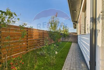 Casa / Vila cu 4 camere de vanzare - 23