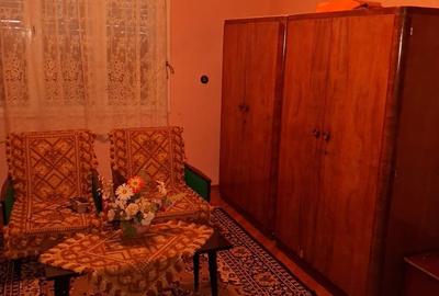 Casă cu 4 camere cu Teren 1440 Mp în Central - 6