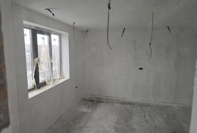 Casă cu 5 camere în Săveni - 3