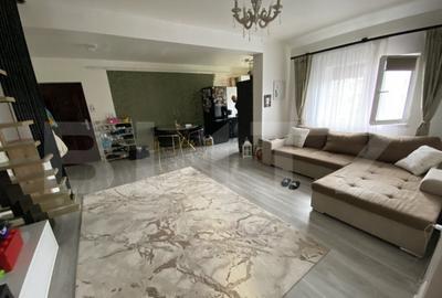 Apartament cu 4 camere decomandat în Central - 3