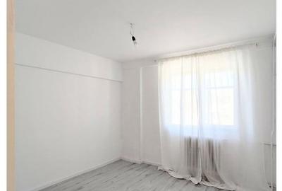 Apartament cu 3 camere decomandat în Tineretului - 4