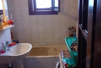 Apartament cu 3 camere decomandat în Mircea cel Bătrân