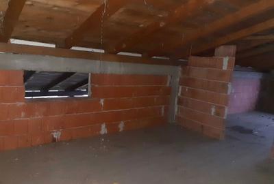 Casă cu 4 camere în Păuliș - 2