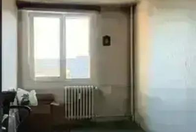 Apartament cu 3 camere decomandat în Titan - 4