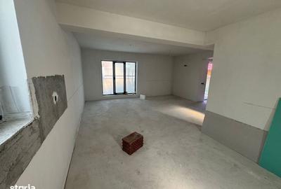 Casă cu 4 camere în Ghioșești - 8