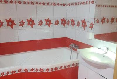 Apartament cu 3 camere semidecomandat în Florilor - 11