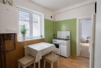 Casă individuală cu 4 camere cu Teren 150 Mp în Central - 3