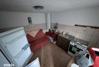 Casă cu 3 camere cu Teren 720 Mp în Sărata - 2