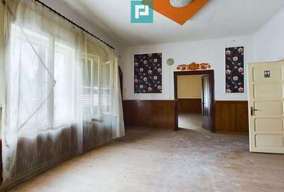 Apartament cu 3 camere in zona Centrala, Lipova - 2