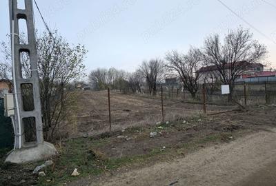 Teren de 1250 mp, în Nanov - 4