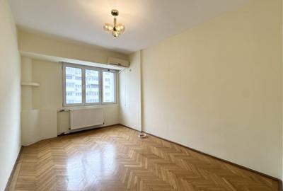 Apartament cu 4 camere semidecomandat în P-ța Victoriei - 11