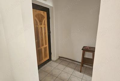 Vand apartament doua camere semidecomandat Calea Moldovei Gheraesti - 3