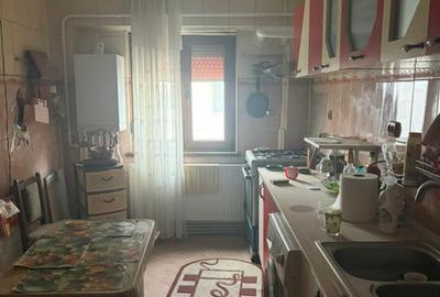 Apartament cu 3 camere decomandat în Obor - 10