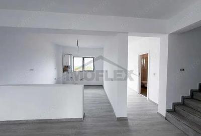 Casă cu 4 camere cu Teren 258 Mp în Tărlungeni - 2