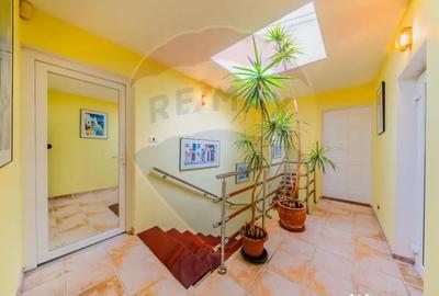 Casă cu 4 camere cu Teren 921 Mp în Subcetate - 5