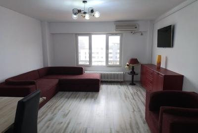 Apartament cu 3 camere decomandat în Decebal