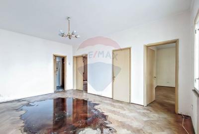 Apartament cu 3 camere semidecomandat în Magheru - 15