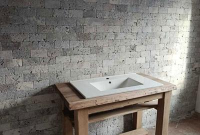 Casă cu 4 camere în Central - 1