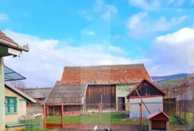 Casă cu 2 camere cu Teren 1223 Mp în Bicfalău - 5