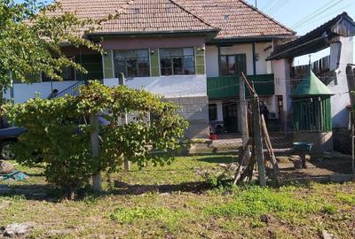 Casă cu 3 camere în Trei Sate - 2
