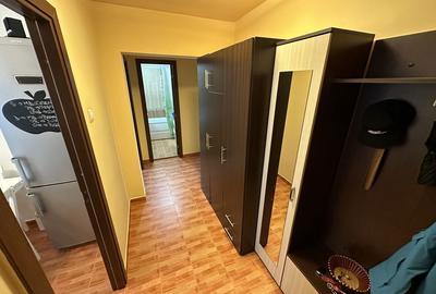 Apartament cu 2 camere decomandat în Astra - 2