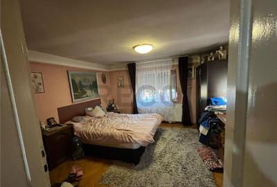 Casă cu 4 camere cu Teren 1439 Mp în Sălard - 10