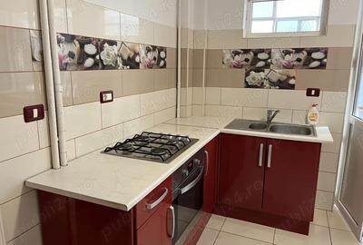 Apartament cu 3 camere decomandat în Central - 2