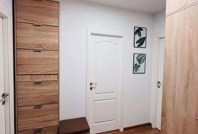 Apartament cu 3 camere semidecomandat în Central - 3