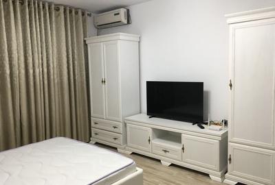 Garsonieră decomandată în Faleza Nord
