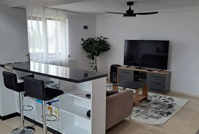 Casa frumoasa la tara