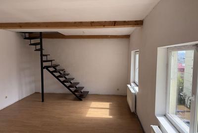 Apartament cu 3 camere în Vasile Aaron - 4