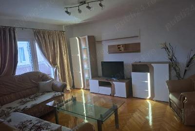 Apartament cu 3 camere decomandat în Girocului - 7