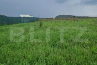 Teren de 800 mp, în Bod