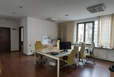 Apartament cu 4 camere decomandat în Dorobanți - 1