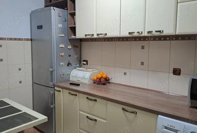 Apartament cu 3 camere, central - 7