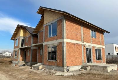 De vanzare vila individuala 5 camere zona noua Tunari - 5