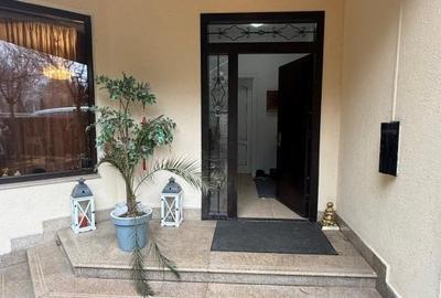 Casă cu 6 camere cu Teren 535 Mp în Pipera - 1