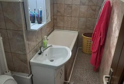 1 camera in zona Spitalului Judetean - 1