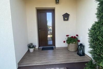 Casă cu 4 camere cu Teren 140 Mp în Central - 2