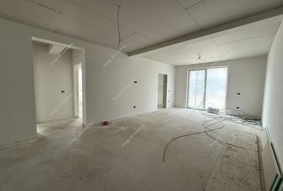 Apartament 3 Camere+Curte 15mp | 2 Bai | Giroc