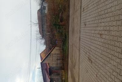 Casa batraneasca de vanzare la ?ara - 1