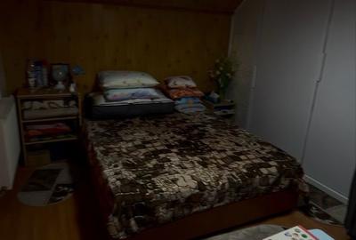Casă cu 4 camere în Moldoveni - 1