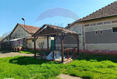 Casă cu 3 camere în Mailat - 17