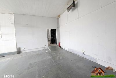Spațiu comercial, de 210 mp, în Cug