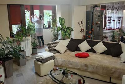 Apartament cu 2 camere decomandat în Intim - 8