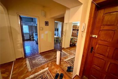 Apartament cu 3 camere decomandat, mobilat în Republicii - 13