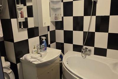 Apartament cu 3 camere decomandat în Central - 4