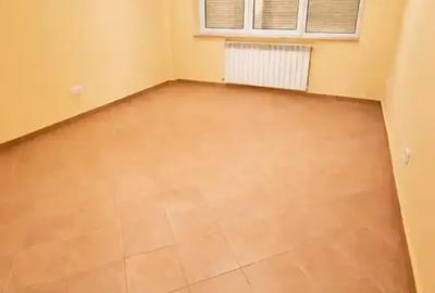 Apartament cu 3 camere decomandat în 1 Decembrie 1918 - 2